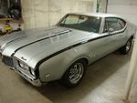 1968 Olds Cutlass Hurst/Olds Tribute