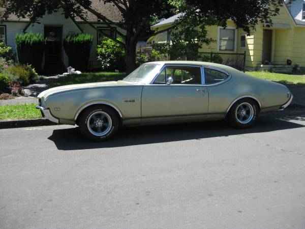 1968 Olds 442 with Turnpike cruiser option (Portland, OR ...