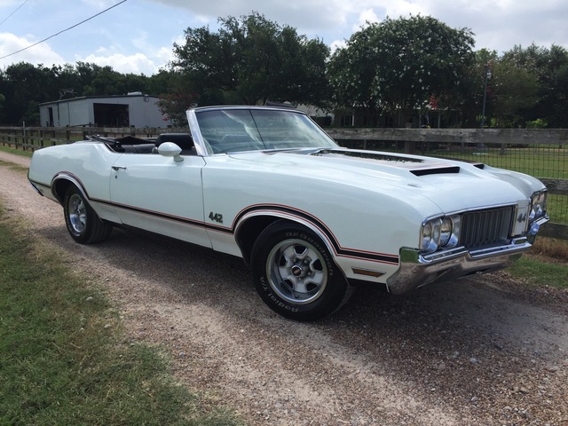 1970 Oldsmobile 442 Convertible Pace Car W-30