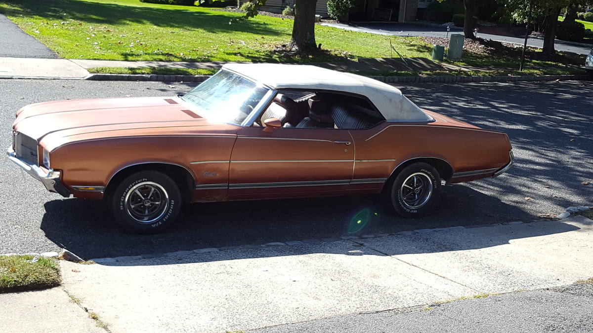 1971 Oldsmobile Cutlass Supreme convertible (Marlboro, NJ