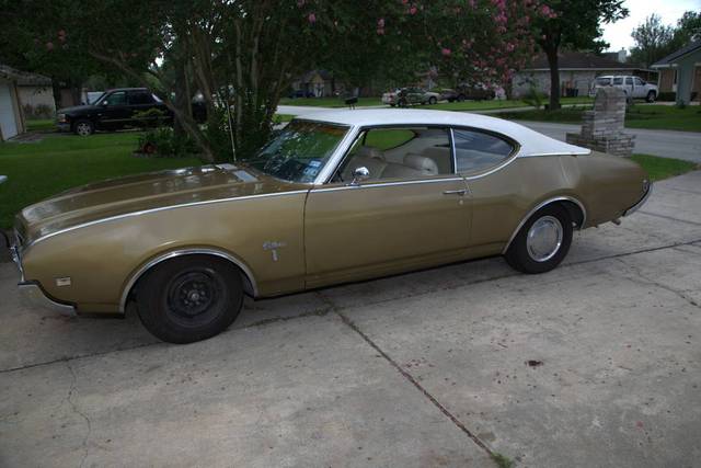 1969 Cutlass S Holiday Coupe