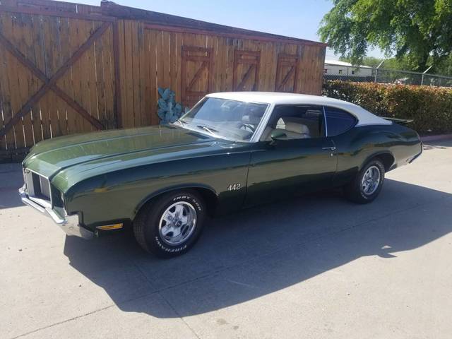 1972 Oldsmobile Cutlass (442 Clone)